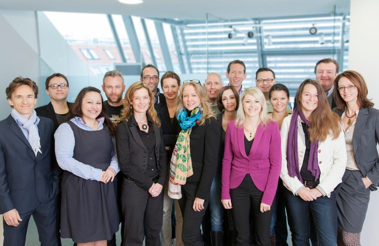 Herbert Pratter (Aegis Media), Karl Nagl (MEC), Karin Hammer (Freie Digitale), Niko Alm (Super-fi), Lilian Meyer-Janzek (IAB Austria), Roland Divos (OmnicomMediaGroup), Petra Höfer (ORF), Martina Zadina (adworx), Bernd Wollmann (Casinos Austria), Babsi Klinser (Fastbridge), Eugen Schmidt (About Media), Sabine Auer (Mindshare), Christopher Sima (UIM), Marion Stelzer-Zöchbauer (diepresse.com), Susanne Ostertag (Microsoft), Christian Eder (Redbullmedia House), Bettina Fattinger (Volksbank)