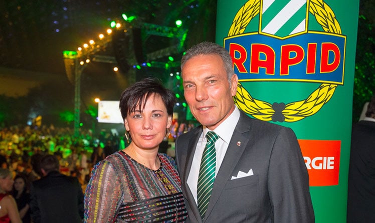 Rapid-Präsident Michael Krammer mit Ehefrau © leadersnet.at/Felten