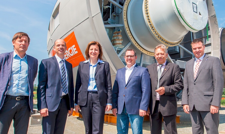 Susanna Zapreva und Peter Gönitzer mit den Bürgermeistern von Pottendorf, Tattendorf und Ebreichsdorf (c) leadersnet/Mikes