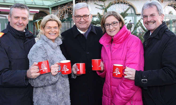 Dietmar Fahrafellner, NÖ-Landesfeuerwehrkommandant, Klaudia Tanner, Bauernbund-Direktorin, Alfred Riedl, Gemeindevertreterverband VP-NÖ,  Johanna Mikl-Leitner, NÖ Landeshauptmann-Stellvertreterin, LR Karl Wilfing (v.l.n.r.) (c) Kronen Zeitung/Andi Leisser
