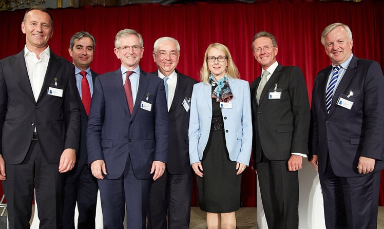 Herbert Ortner, Vladimir Preveden, Wilhelm Molterer, Walter Rothensteiner, Margarete Schramböck,  Roland Falb und Rudolf Kemler © Roland Berger GmbH/APA-Fotoservice/Preiss