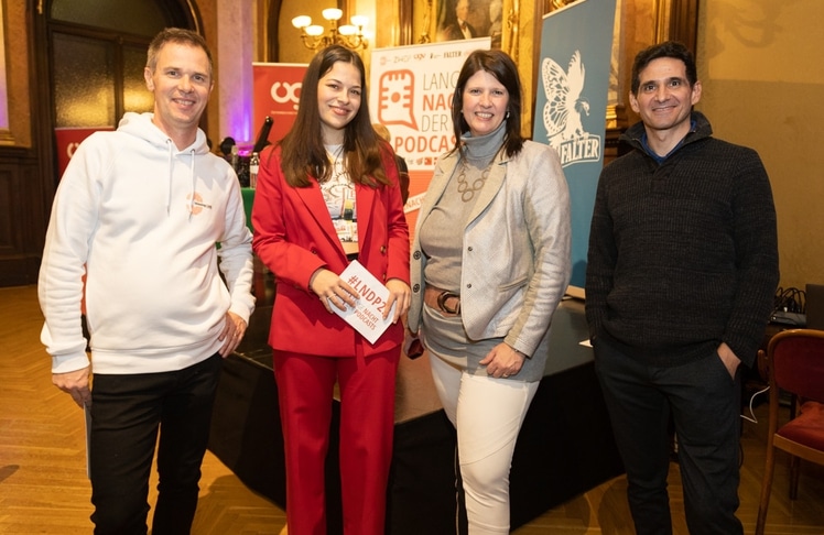 V.l.n.r.: Stefan Lassnig, Anna-Lisa Bier, Dagmar Bachrich und Sascha Ladurner © LEADERSNET/C. M. Stowasser
