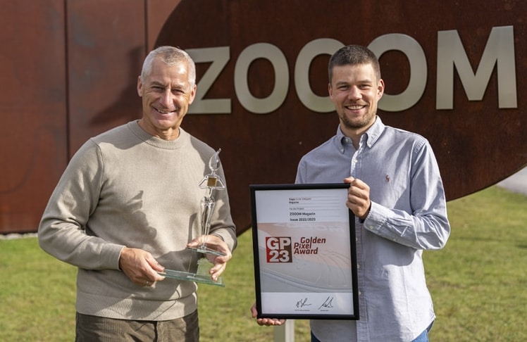 Die Freude über den Award ist groß © zooom productions