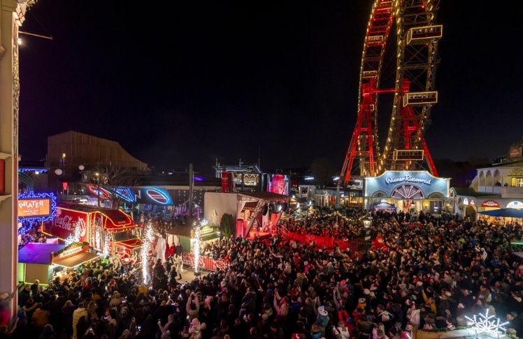 Der Coca-Cola Weihnachtstruck im Wiener Prater © Martin Steiger 