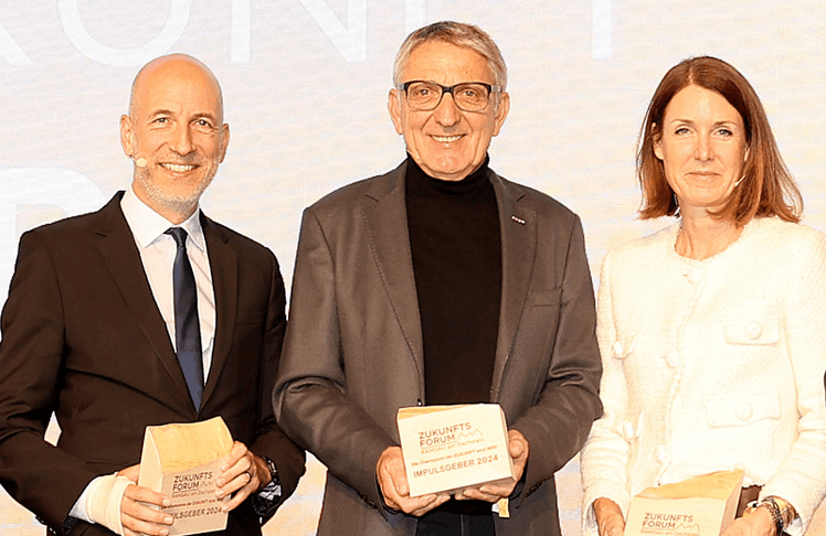 V.l.n.r.: Martin Kocher (Wirtschaftsminister), Josef Herk (Präsident der Wirtschaftskammer Steiermark) und Henrietta Engerth (GF Österreichische Forschungsförderungsgesellschaft) © GEPA/ Hans Oberländer