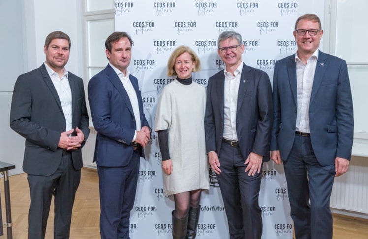 Reinhard Birke (General Manager NTT DATA Österreich), Hermann Erlach (General Manager von Microsoft Österreich), Birgit Kraft-Kinz (CEOs for Future Obmann-Stellvertreterin), Rudolf Schrefl (CEO von Drei Österreich) und Marco Porak (Generaldirektor IBM Österreich) © LEADERSNET / D. Mikkelsen