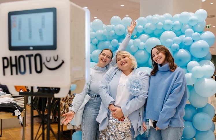 Das Team hinter dem Woman Day (v.l.n.r.): Lisa Kraus (Digital Marketing Managerin Woman Word), Tatiana Funkova (Influencerin @tatianafunkova) und Sarah Kofler (Marketing Managerin Woman World) © Nicole Viktorik