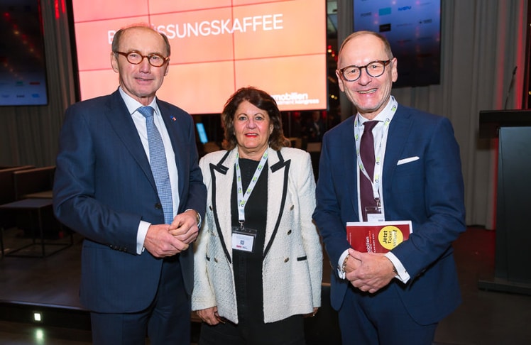 V.l.n.r.: Othmar Karas, Elisabeth della Lucia und Gerald Groß © LEADERSNET/A. Felten