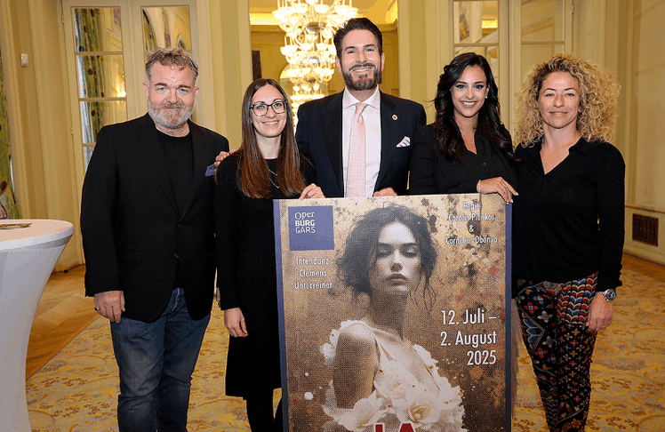 V.l.n.r.:  Cornelius Obonya, Bianca Erlinger, Clemens Unterreiner, Hila Fashima und Carolin Pienkos © LEADERSNET / G. Langegger