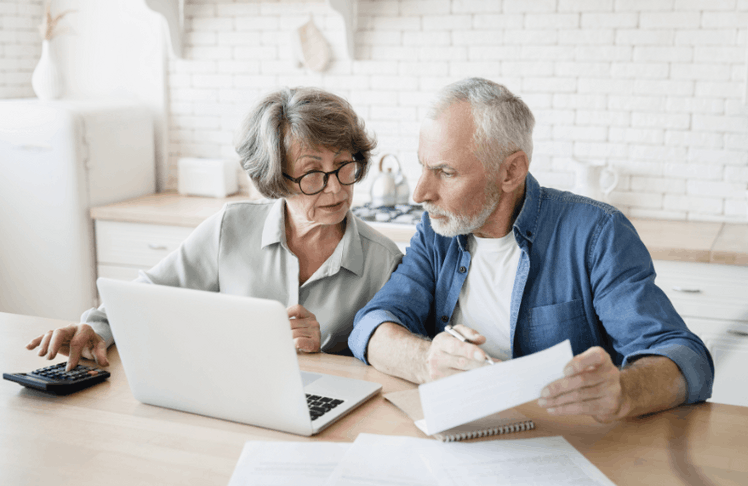 Das Leben ist teuer, auch in der Pension. Wer in den Ruhestand geht, hat sich hoffentlich seine finanzielle Situation ausgerechnet