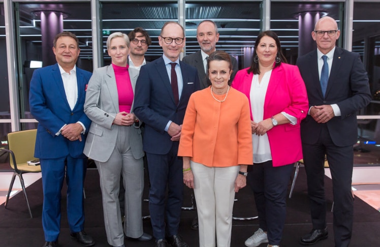 V.l.n.r.: Josef Kalina, Elke Hanel-Torsch, Andreas Weikhart, Gerald Groß, Thomas Drozda, Christine Dornaus, Kathrin Gaál und Ralph Müller © LEADERSNET/D. Mikkelsen