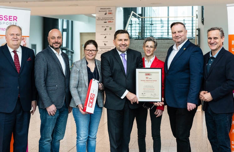 V.l.n.r.: Markus Wildeis, Martin Fürndraht, Andrea Lautermüller, Manfred Neisser, Bettina Neisser, Michael Danzinger und Gert Zaunbauer © © Putz & Stingl