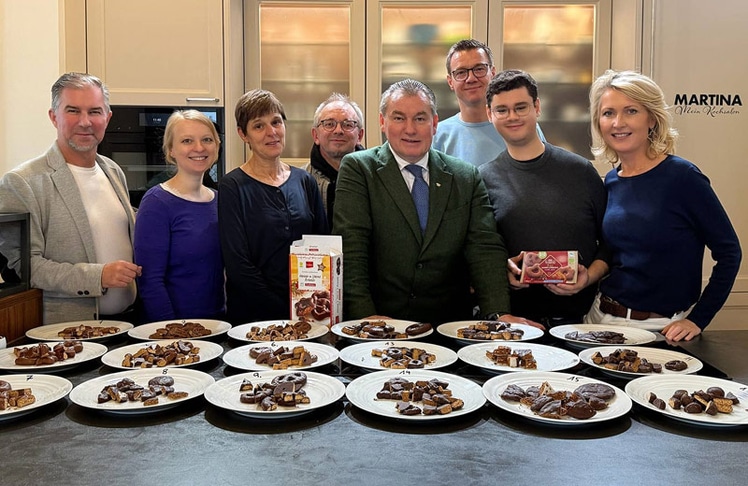 Die Jury (v.l.n.r.): Bernhard Degen, Krista Fertl, Romana Fertl, Leo Forsthofer, Toni Mörwald, Silvio Nickol, Jakob Szedonja und Martina Hohenlohe