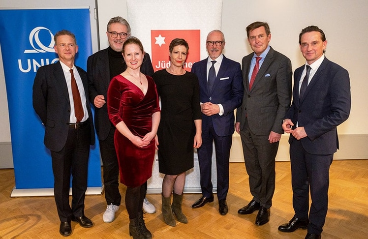 Freuten sich über die gelungene Ausstellungseröffnung: V.l.n.r. Kurator Marcus Patka, Stadtrat Peter Hacker, Kuratorin Caitlin Gura, Direktorin Barbara Staudinger, Siegfried Meryn, Stadtrat Peter Hanke, Geschäftsführer Wien Holding Kurt Gollowitzer ©David Peters