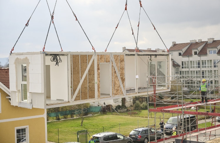 Modulverhebung auf der Baustelle Wiener Neustadt © M. Hörmandinger