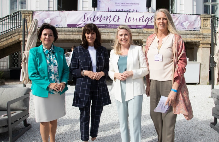 V.l.n.r.: Margarete Kriz-Zwittkovits, Martha Schultz, Susanne Raab und Vera Sares © LEADERSNET/C. M. Stowasser