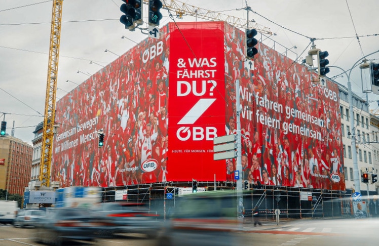 ÖBB-Werbeplakat am Westbahnhof © ÖBB/Michael Mayer