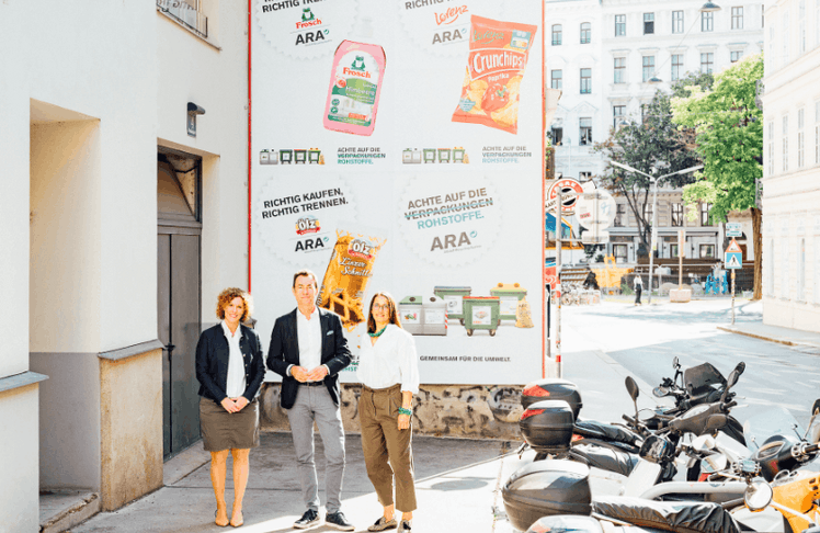 V.l.n.r.: Verena Rössner, Key-Account-Manager, Harald Hauke, ARA-Vorstandssprecher und Mimi Boyer, Artdirector Agentur saintstephens © ARA/ Daniel Willinger