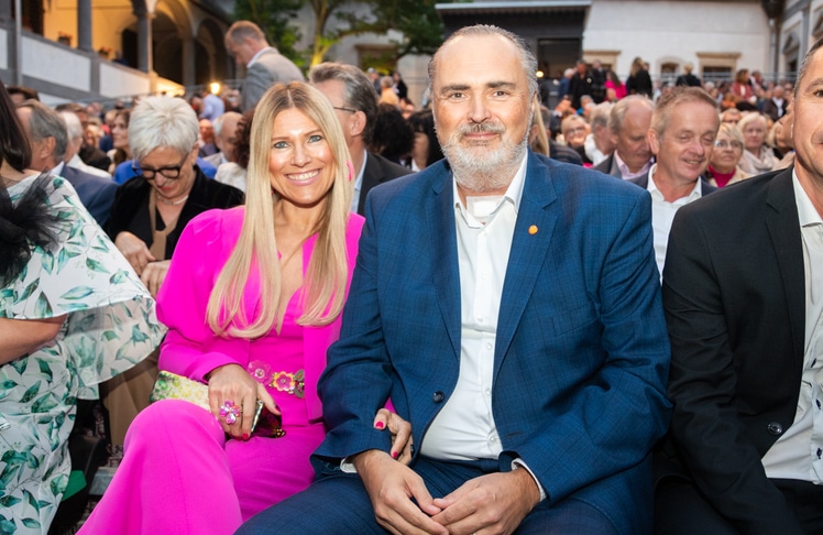 Hans Peter Doskozil mit seiner Ehefrau Julia Doskozil © LEADERSNET/C. M. Stowasser