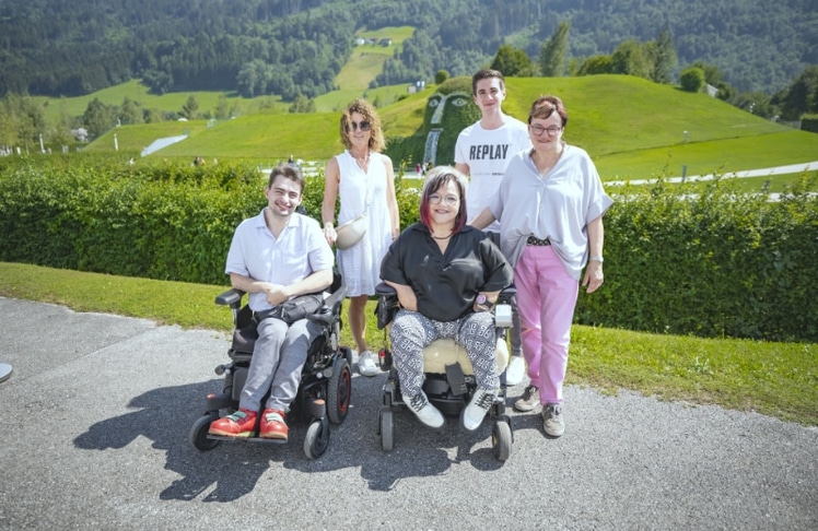 V.l.n.r.: Dominik Wurzer, Andrea Lindner, Marianne Hengl, Maximilian Guschelbauer und Ellen Krumbholz © Swarovski Kristallwelten