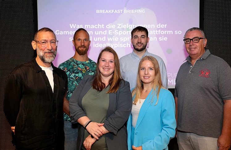 V.l.n.r.: Bernd Platzer (Purpur Media), Harald Koberg (Amt der Steiermärkischen Landesregierung/Verein Ludovico), Irina Kuntze (A1 eSports League Austria), Johannes Riepl und Sarah Schwarzinger (Mediaplus) und Maximilian Mondel (MCÖ-Vorstandsmitglied/Momentum Wien/Jetzt Konferenzen) © LEADERSNET/G. Langegger