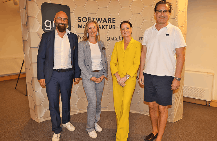 V.l.n.r.: Ulrich Hutter (GF GMS), Anja Hutter (GMS), Allegra Frommer (Vorstandsvorsitzende HOGAST) und Heinrich Hutter (GF GMS) © LEADERSNET/ U. Brandl